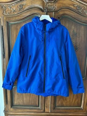North Face ~ Women’s XL Hooded Waterproof Windproof  DryVent Jacket